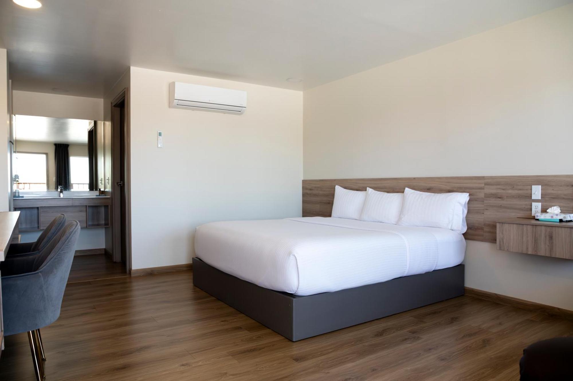 La Huerta Inn & Suites Cuauhtémoc Buitenkant foto